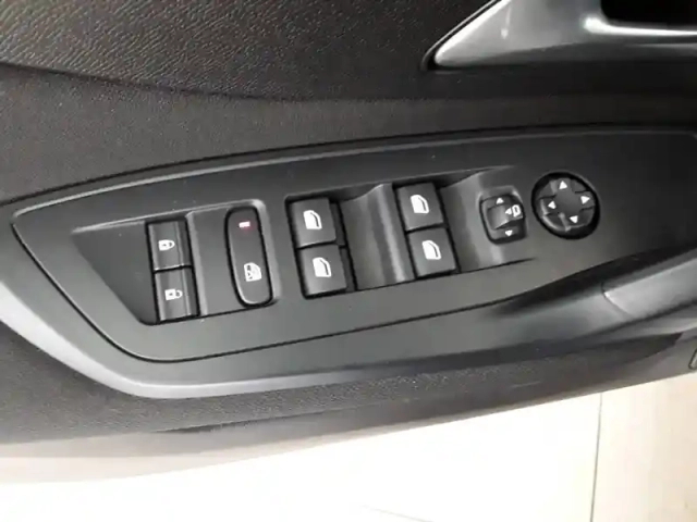 Peugeot 308 bluehdi 130ch s&amp;s eat8 — photo 42