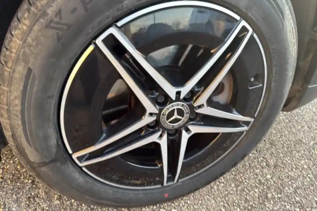 Mercedes Eqa 350 4matic — photo 32