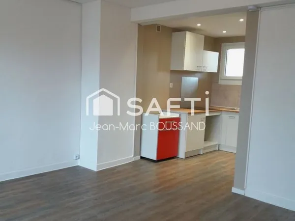 LA CLAYETTE appartement rénové T4 64M²