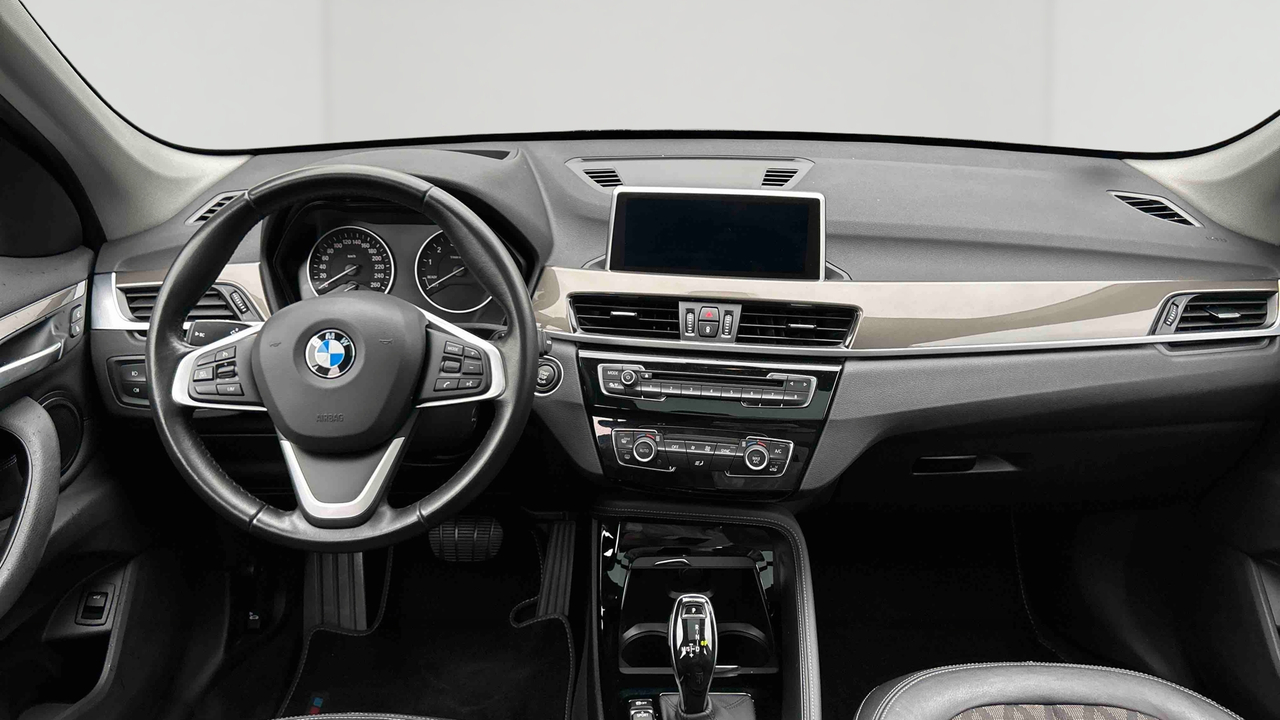 BMW X1 sDrive 18i 140 ch DKG7 — photo 9