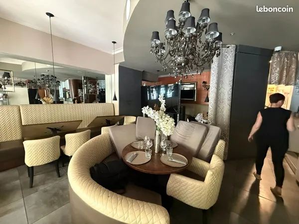 Fonds de commerce restaurant 127 m²