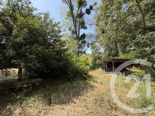 Terrain 1982 m²