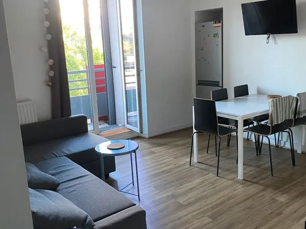 Appartement meublé 4 chambres - Proche Stade des Alpes