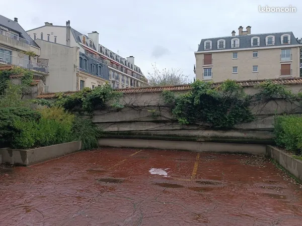 Stationnement Location Versailles   70€