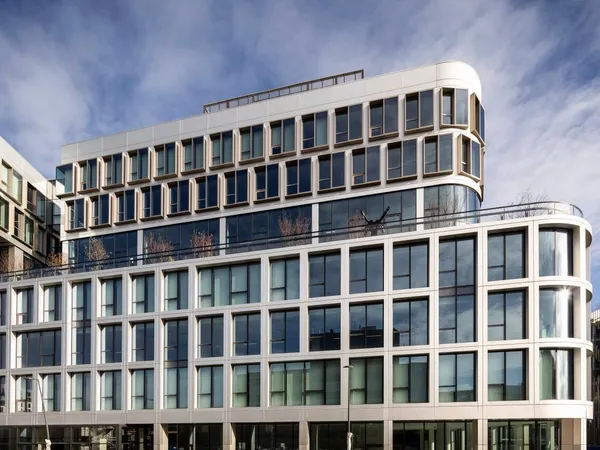 Bureau 21511 m²