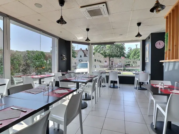 Local commercial 85 m²