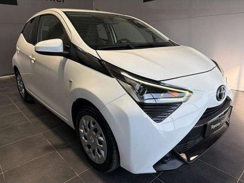 Toyota AYGO Toyota Aygo 1.0 VVT-i 72ch x-play 5p MY21