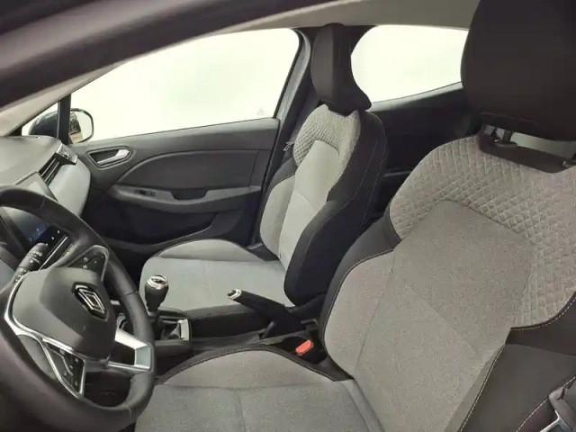 Renault Clio tce 90 — photo 84