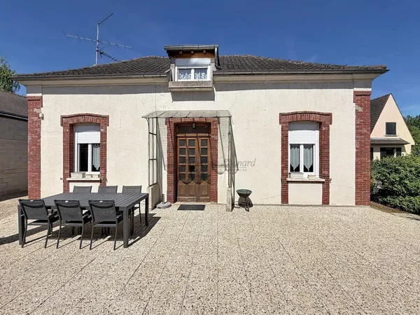 Maison à rénover avec fort potentiel