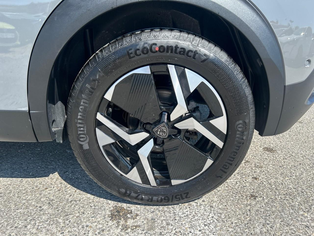 Peugeot 2008 e-2008 156ch 54 kwh gt — photo 11