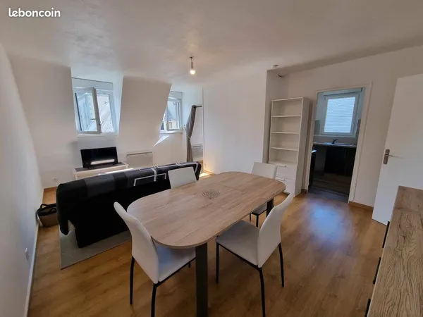 Appartement très lumineux avec chambre séparée