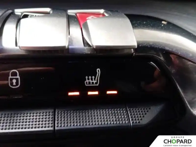 Peugeot 3008 hybrid 225 e-eat8 — photo 18