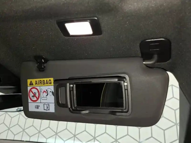 Renault Megane e-tech ev60 220 ch super charge — photo 41