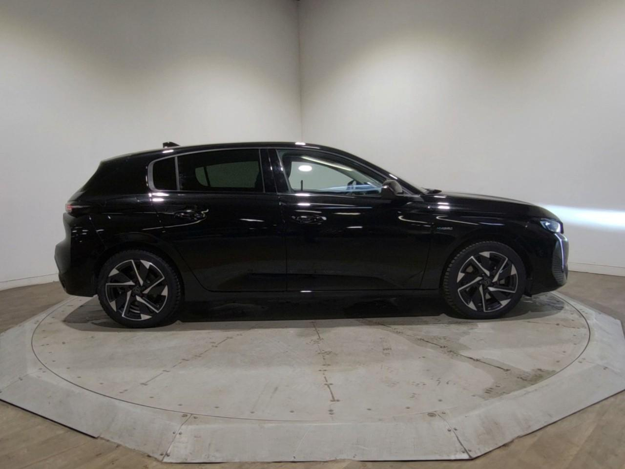 Peugeot 308 phev 180 e-eat8 allure pack — photo 6