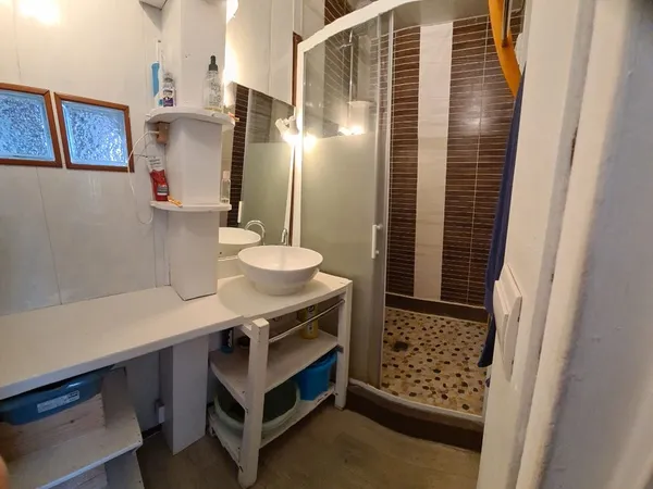 Colocation à 3