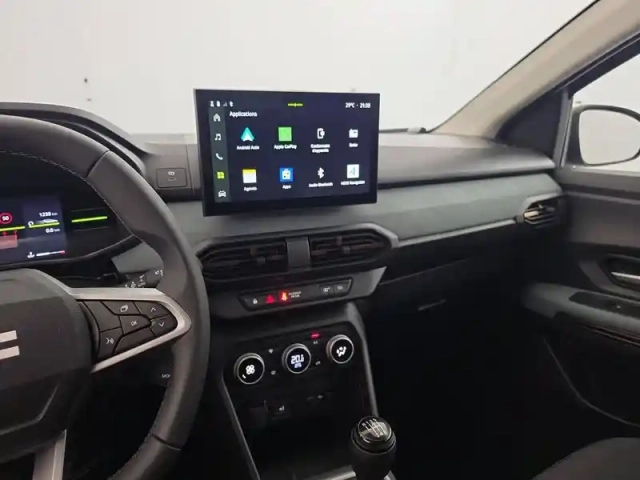 Dacia Jogger tce 110 7 pl — photo 21