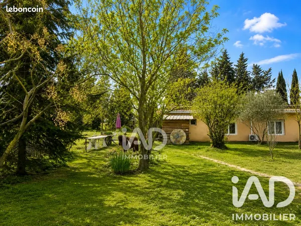 Propriété 5 pièces 160 m²