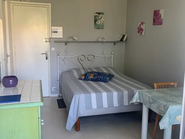 STUDIO MEUBLE