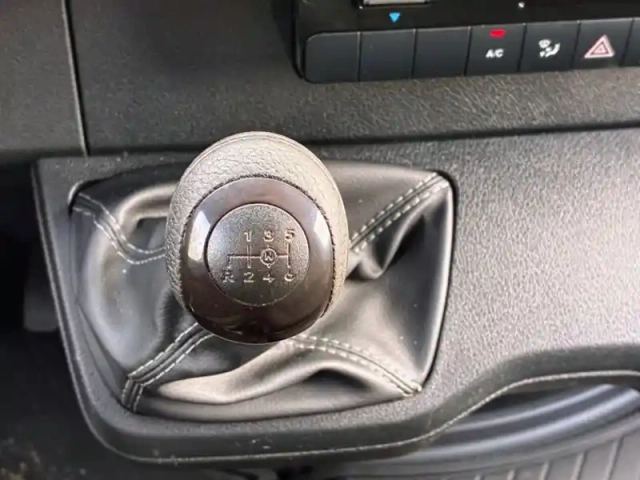 Mercedes Sprinter 317 cdi fourgon 43 l3h2 14m3 1 — photo 25