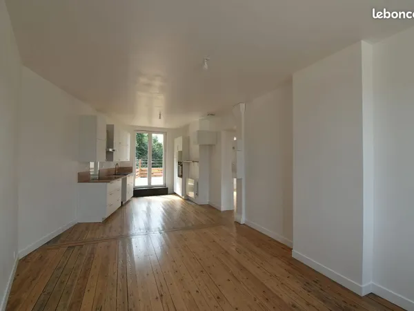 Appartement Triplex avec extérieur - 3 chambres Lumbres