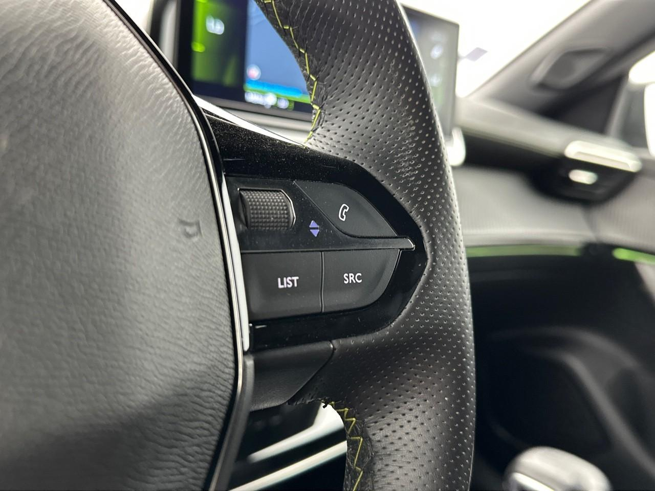 Peugeot 2008 puretech 130 s&s bvm6 gt — photo 19