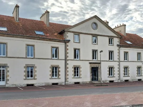 Appartement 42 pièces 980 m²