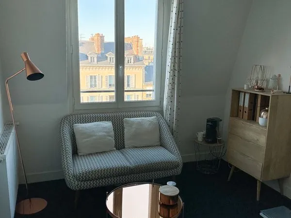 Bureau à sous-louer 2/3 mois - Versailles - Profession libérale