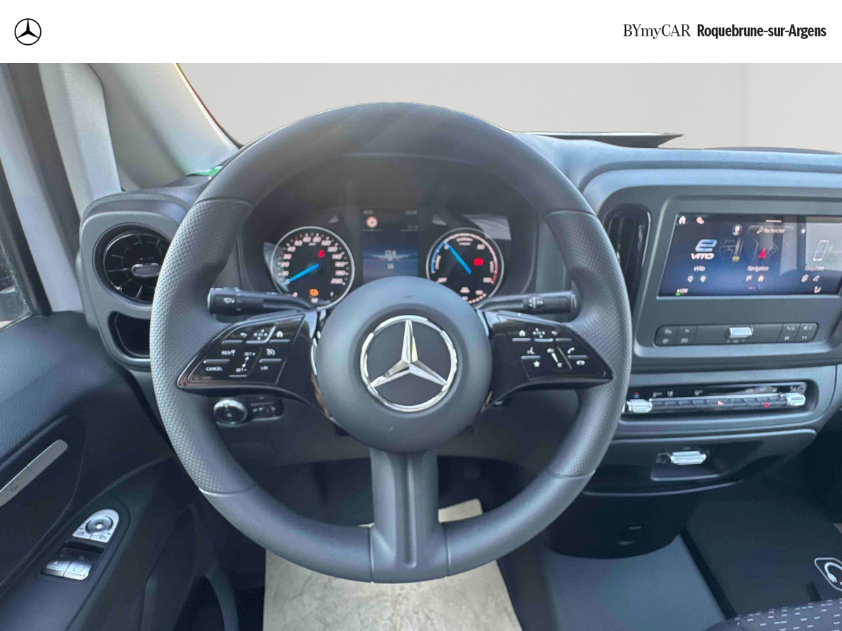 Mercedes EVITO FOURGON 60 KWH LONG FWD — photo 10
