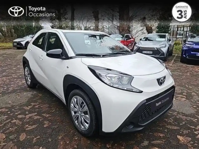 Toyota Aygo X 1.0 vvt-i 72ch dynamic my24 — photo 4