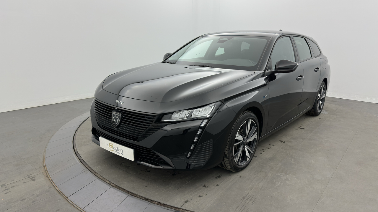 Peugeot 308 SW PHEV 180 e-EAT8 — photo 1