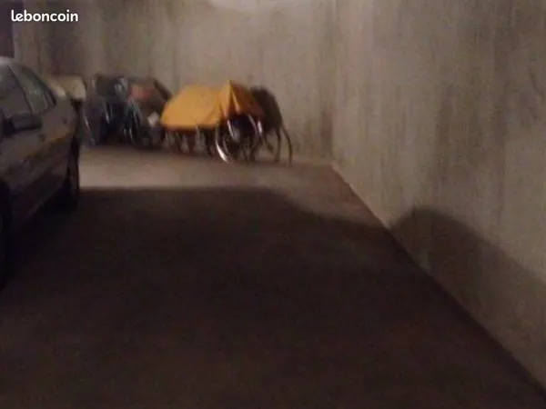 Parking à louer
