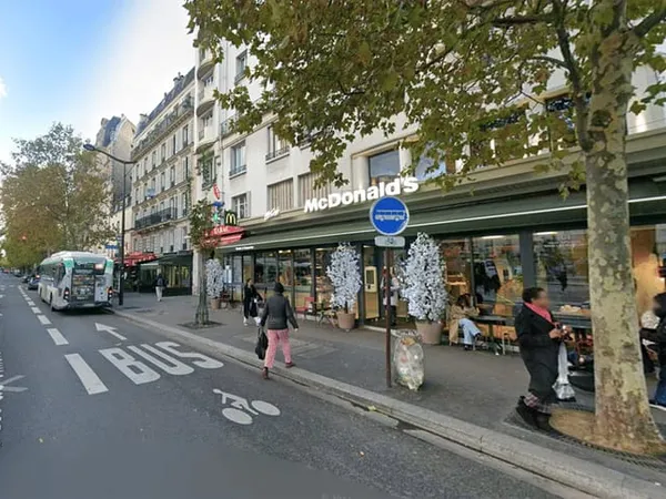 Boutique 219 m²