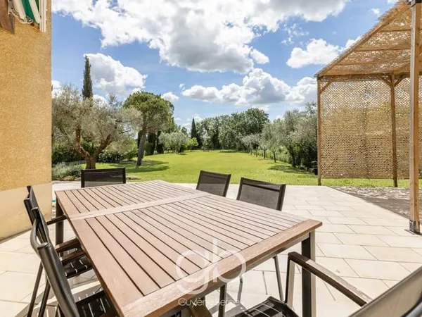 Maison T5 | 197 m2 4 ch | Piscine, Terrain 2700 m2 | Entre-V