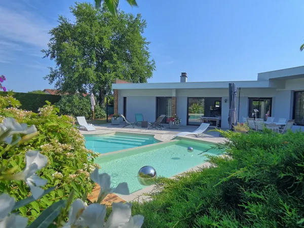 Vente maison 171 m² Beautiran (33640) 630.000 €