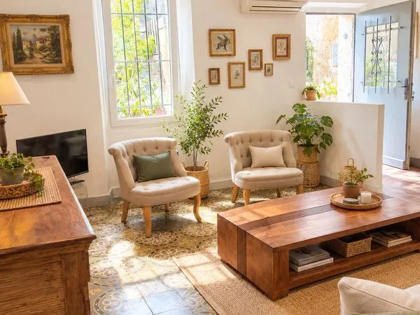 Maison de village de caractère - 83 m² - 3 chambres - grandes terrasses