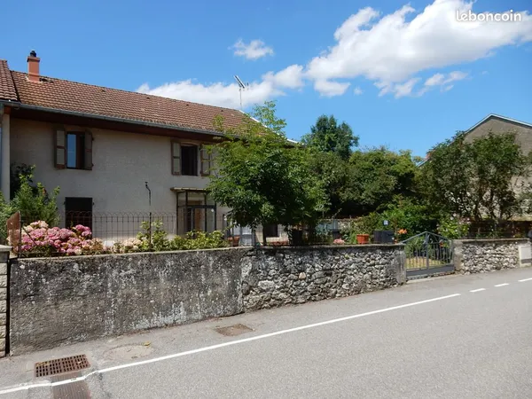Maison 9 pièces 135 m²