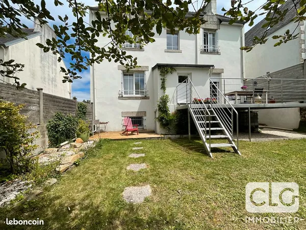 Propriété 7 pièces 160 m²