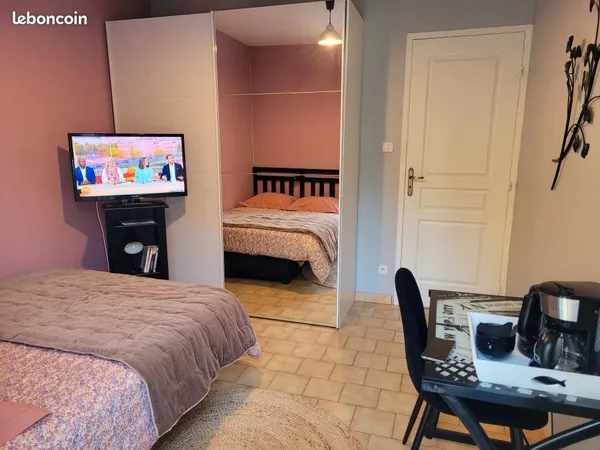 Chambre meublée avec terrasse et parking pour 1 personne