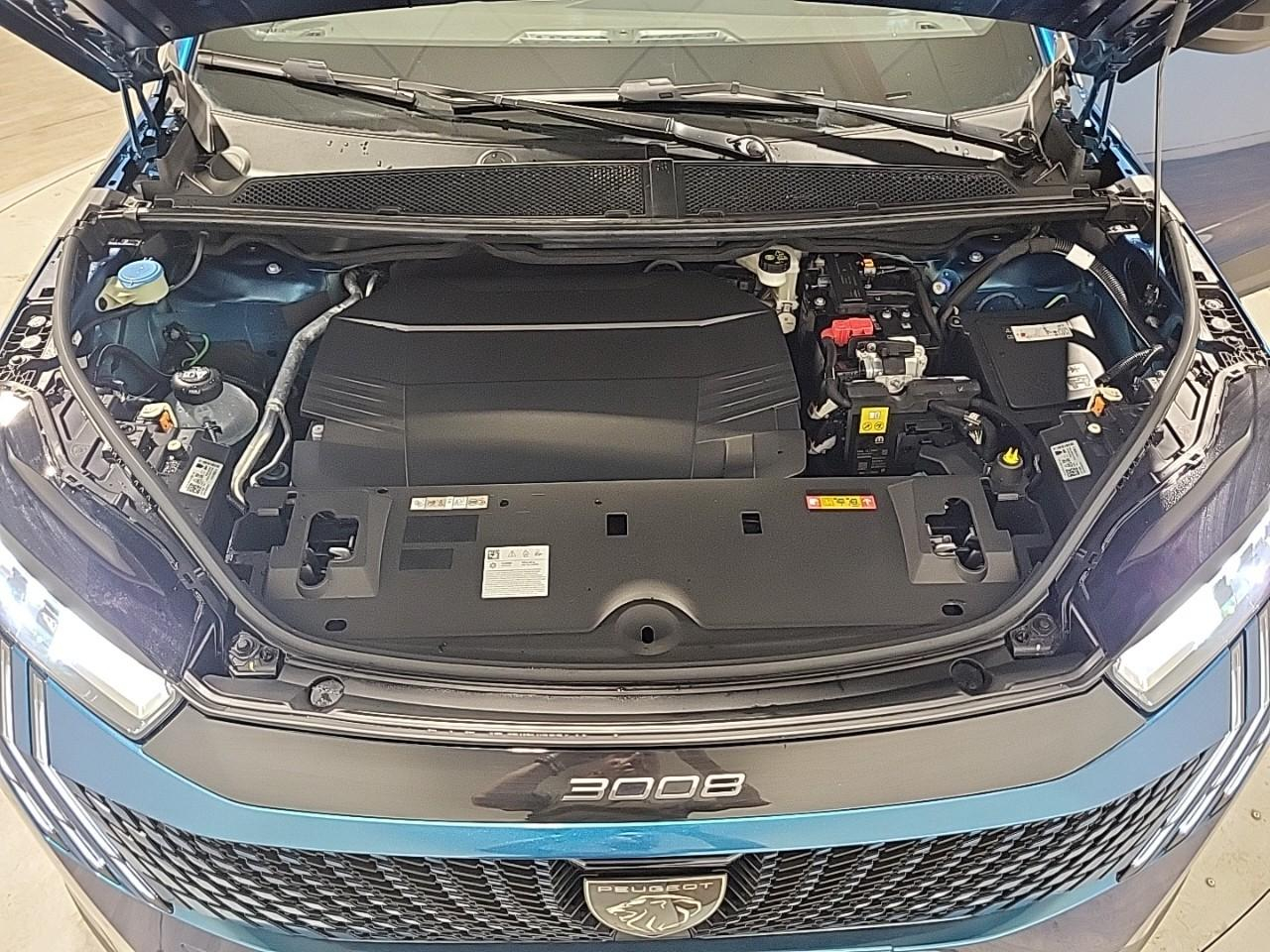 Peugeot 3008 electrique 210 ch 73 kwh allure — photo 15