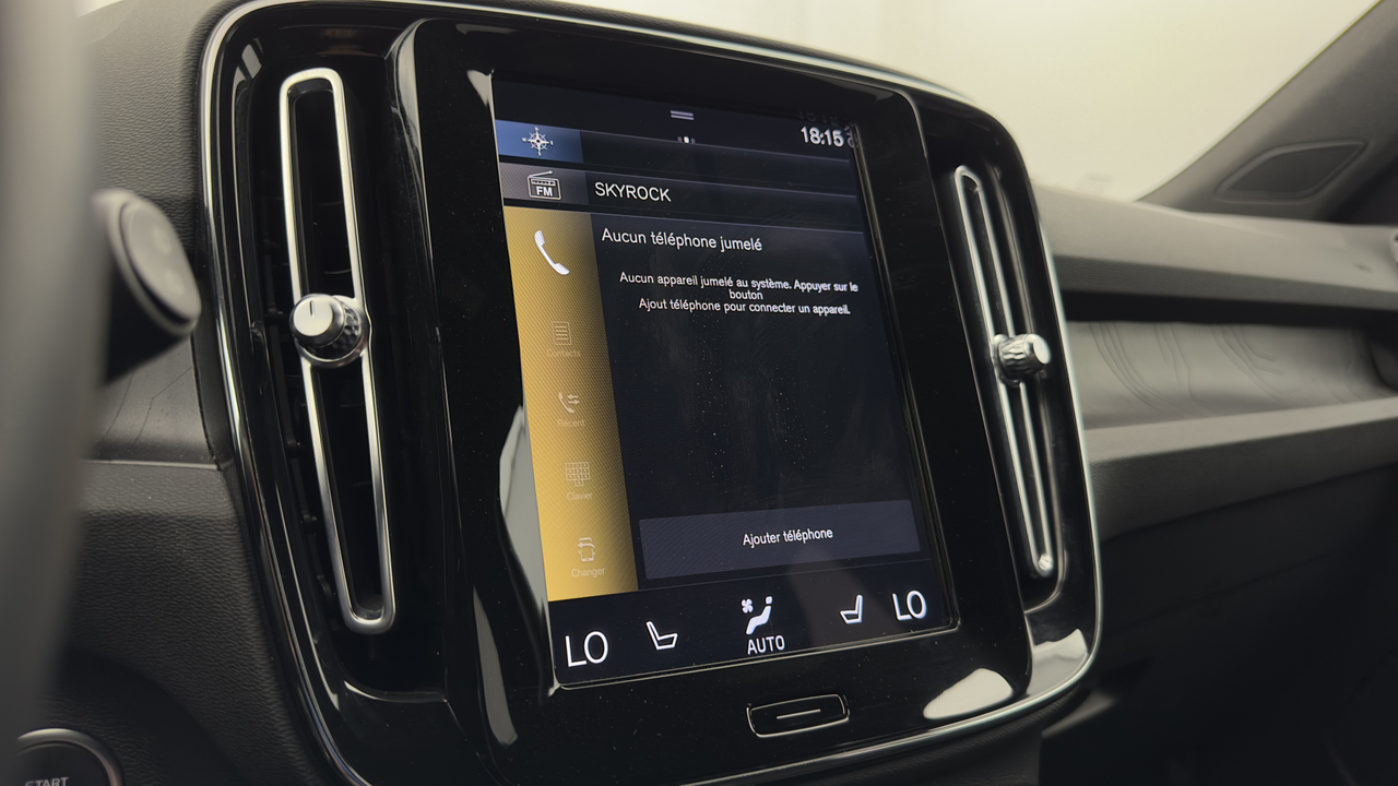 Volvo XC40 T5 Recharge 180+82 ch DCT7 — photo 32
