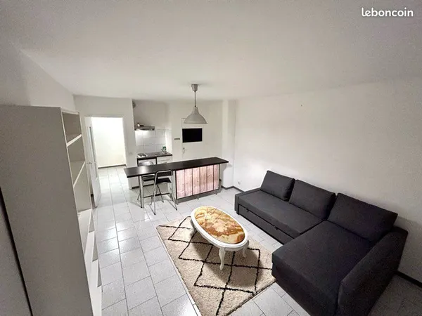 Superbe Studio Meublé 32,5m² — Résidence Sécurisée avec Parc — Redon/Luminy (13009)
