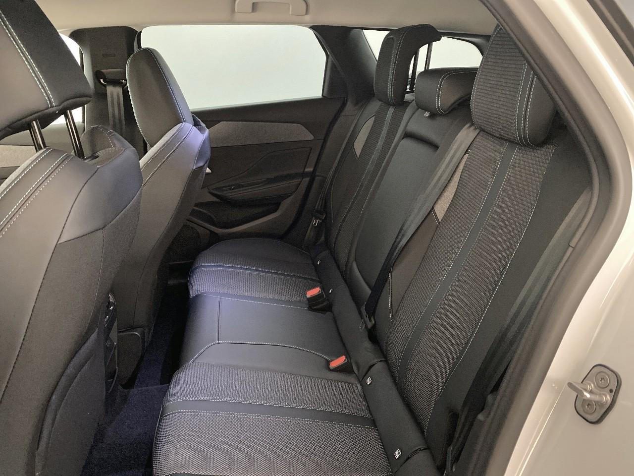 Peugeot 308 sw hybrid 145 e-dcs6 allure — photo 10