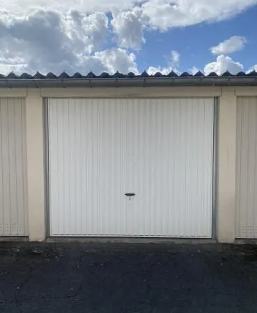 Garage/box 14 m² Montigny Les Metz