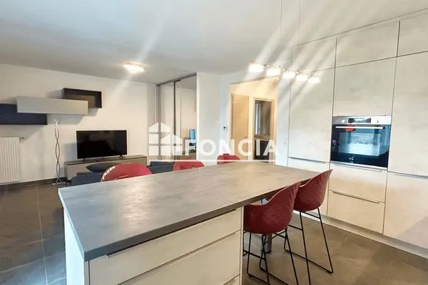 Appartement meublé 3 pièces 73 m²