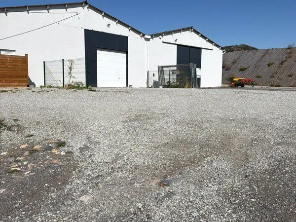 À louer entrepôt