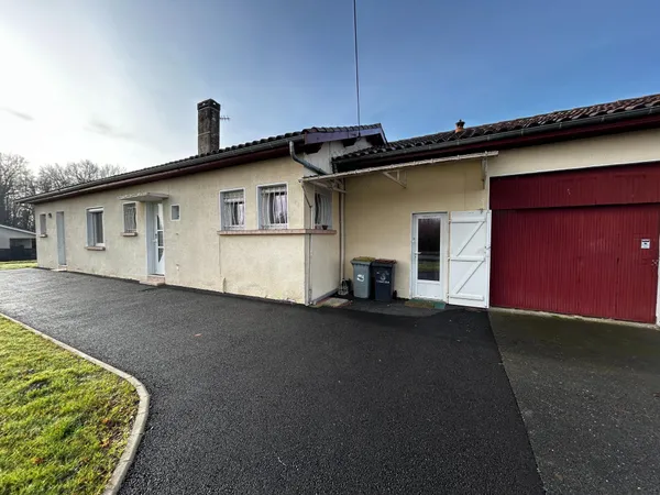 CARIGNAN-DE-BORDEAUX - MAISON PLAIN-PIED 110 m² - FORT POTENTIEL - RENOVATION