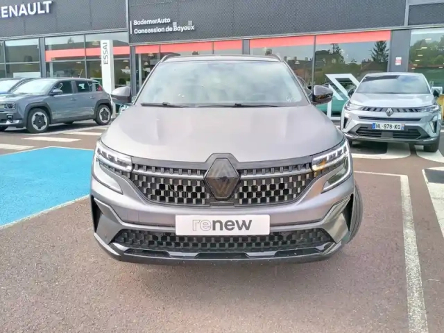Renault Austral mild hybrid 160 auto — photo 9