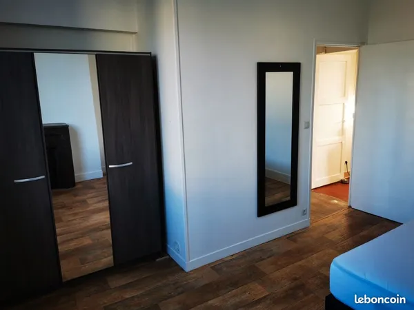 F2 meublé 35 M2 Montargis proche commerces