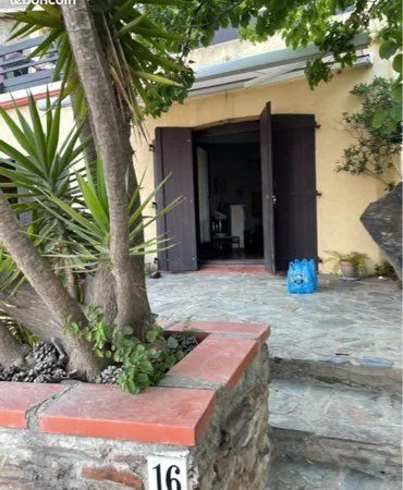 Location t2