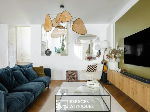 Maison en centre-ville tournée vers la convivialité